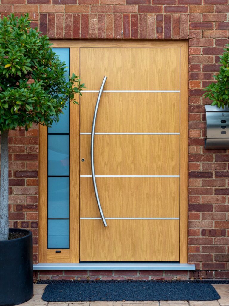 Spitfire S-200 Aluminium Entrance Door