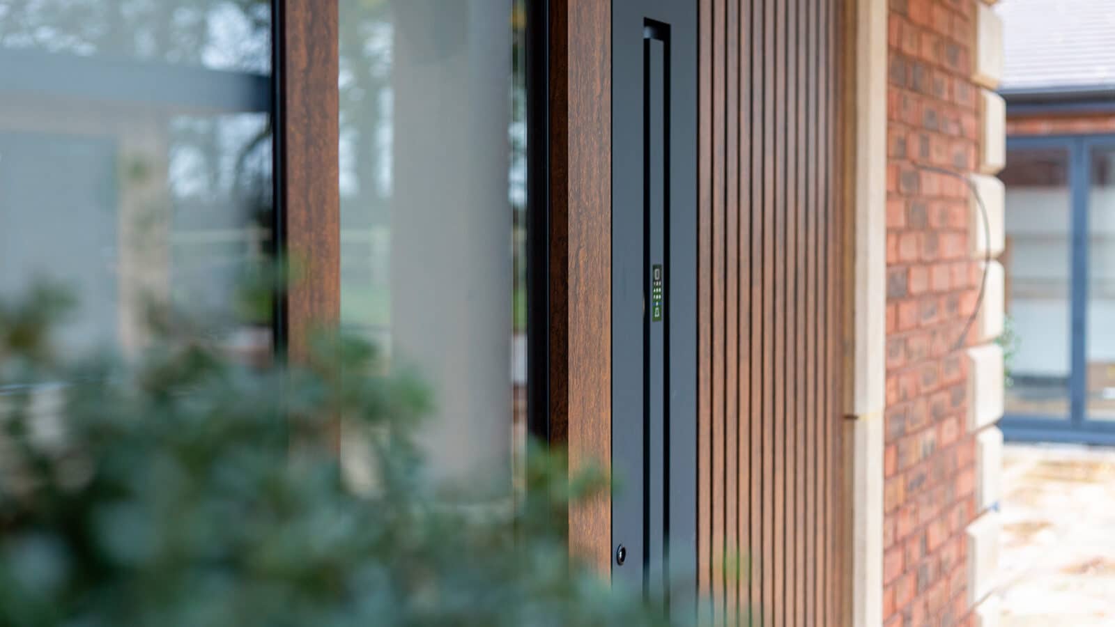 S-500 panel door with an integrated finger print locking system